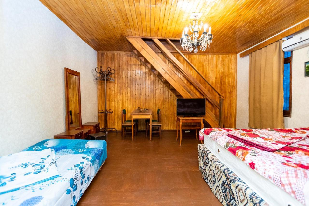 Guest House Gege Tbilisi Exterior foto